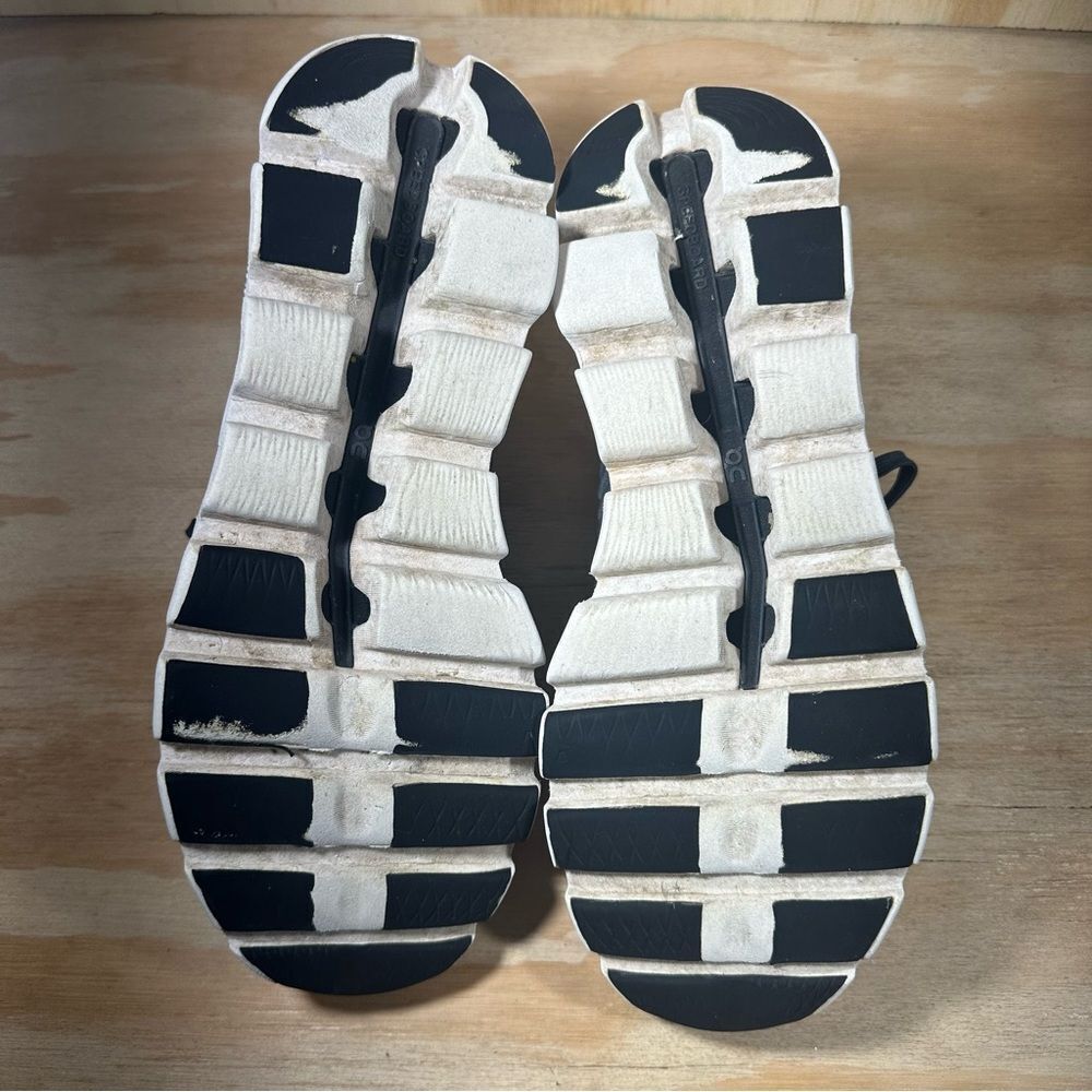 On Running Athletic Shoes Women’s Size 10.5 - Picture 7 of 9